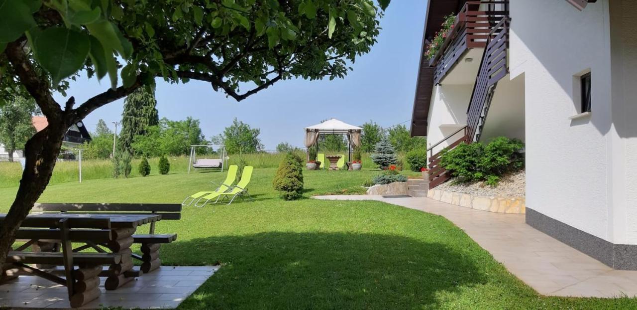 Vukovic House Hotell Selište Drežničko Eksteriør bilde