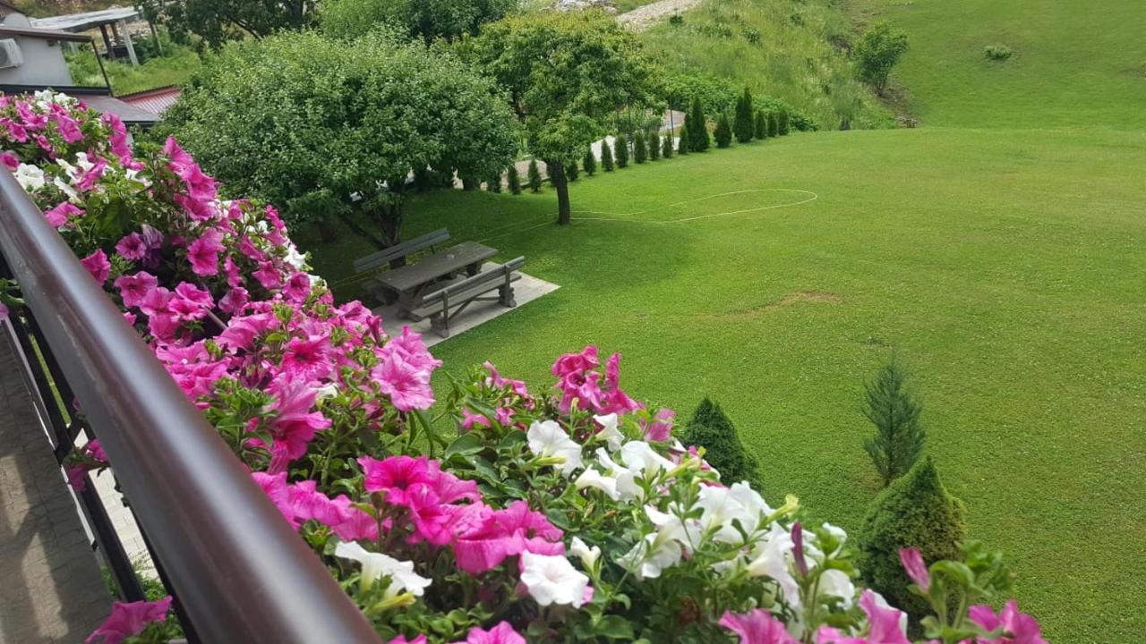 Vukovic House Hotell Selište Drežničko Eksteriør bilde