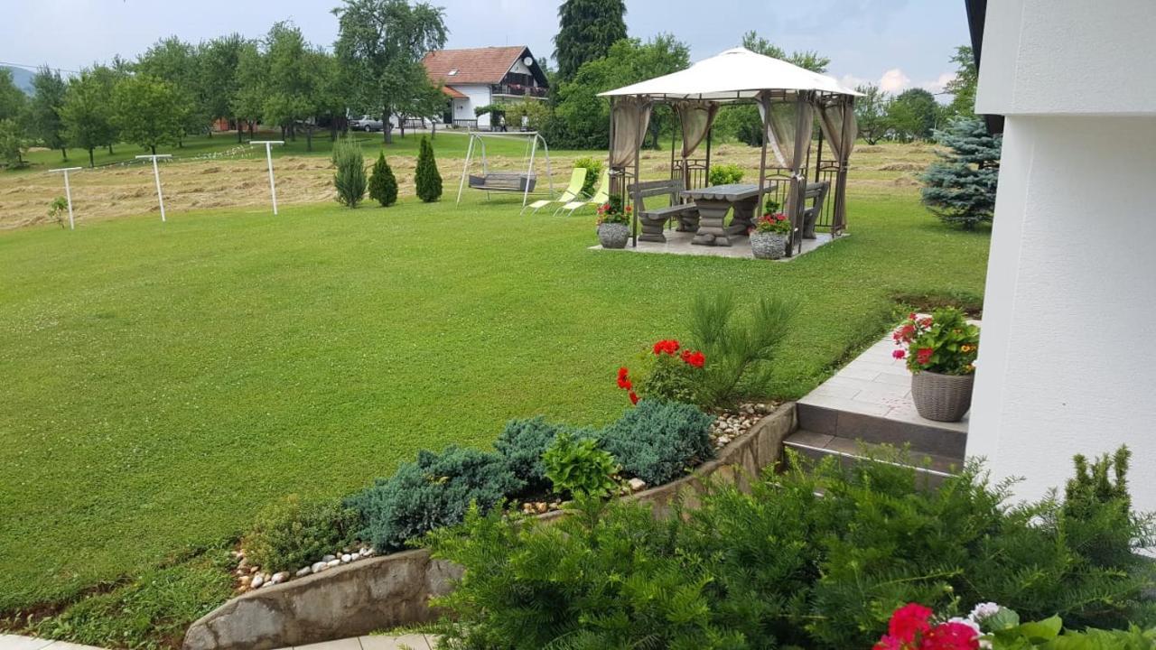Vukovic House Hotell Selište Drežničko Eksteriør bilde