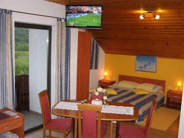 Vukovic House Hotell Selište Drežničko Eksteriør bilde