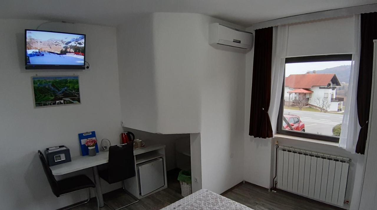 Vukovic House Hotell Selište Drežničko Eksteriør bilde